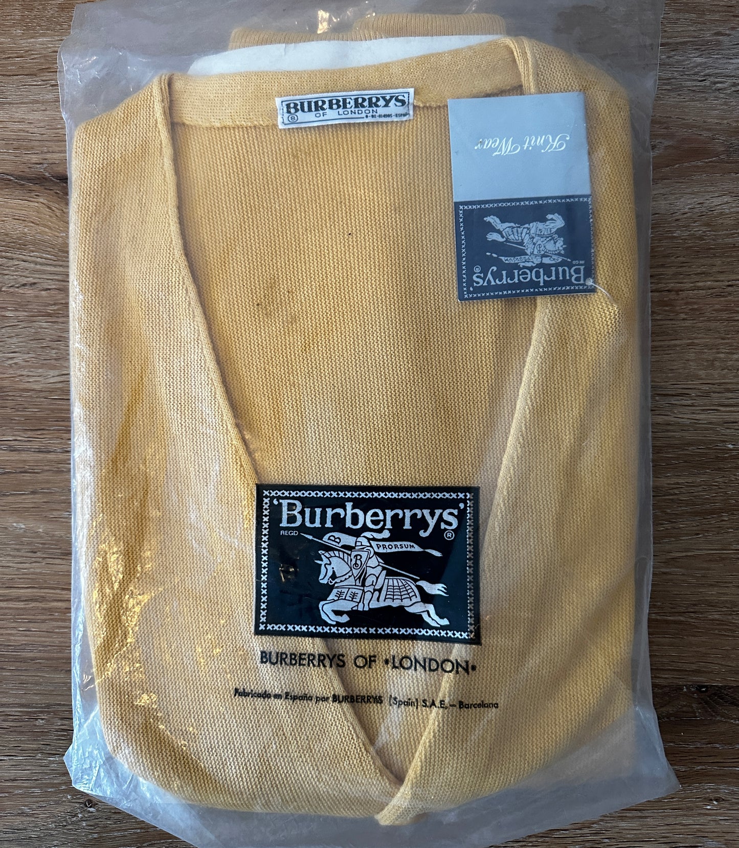 Burberrys Vintage 80s Cardigan Yellow - Deadstock - 8 / XXL - Made in Spain