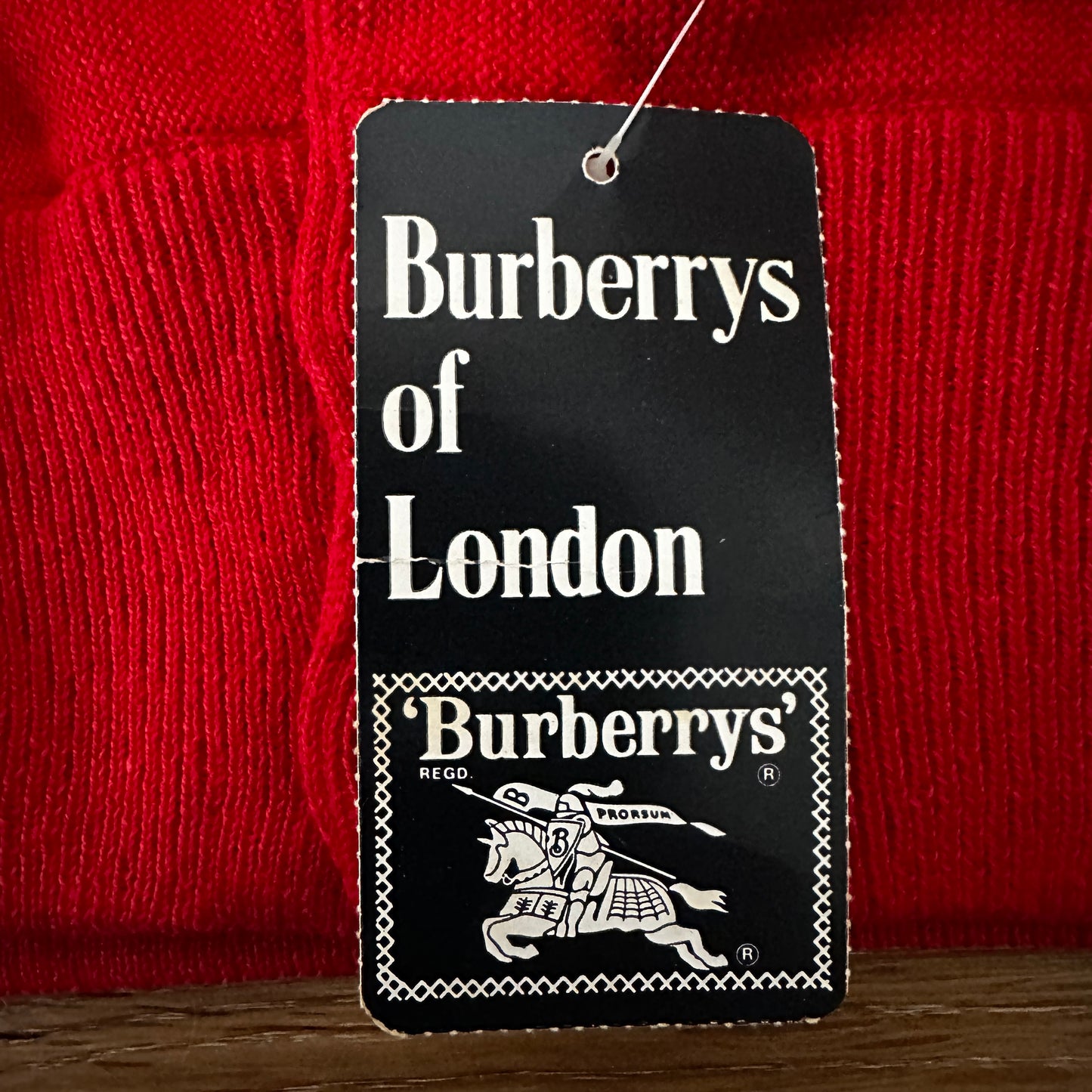 Burberrys Vintage 80s Cardigan Red - Deadstock - 7 / XL - Made in Spain