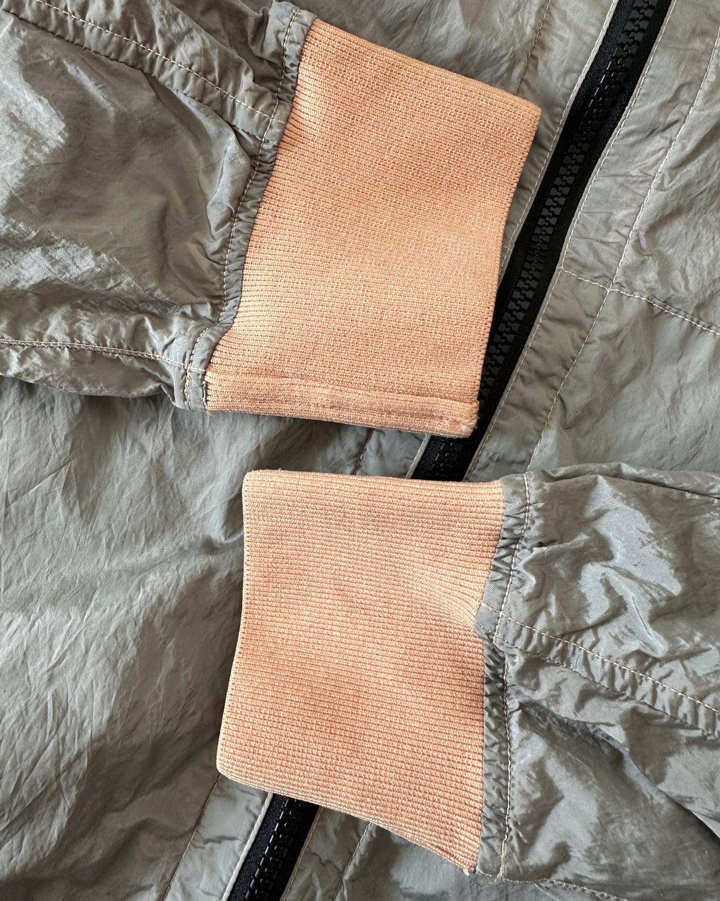 Stone Island 2018 Nylon Metal Watro Silver/Apricot Jacket - L