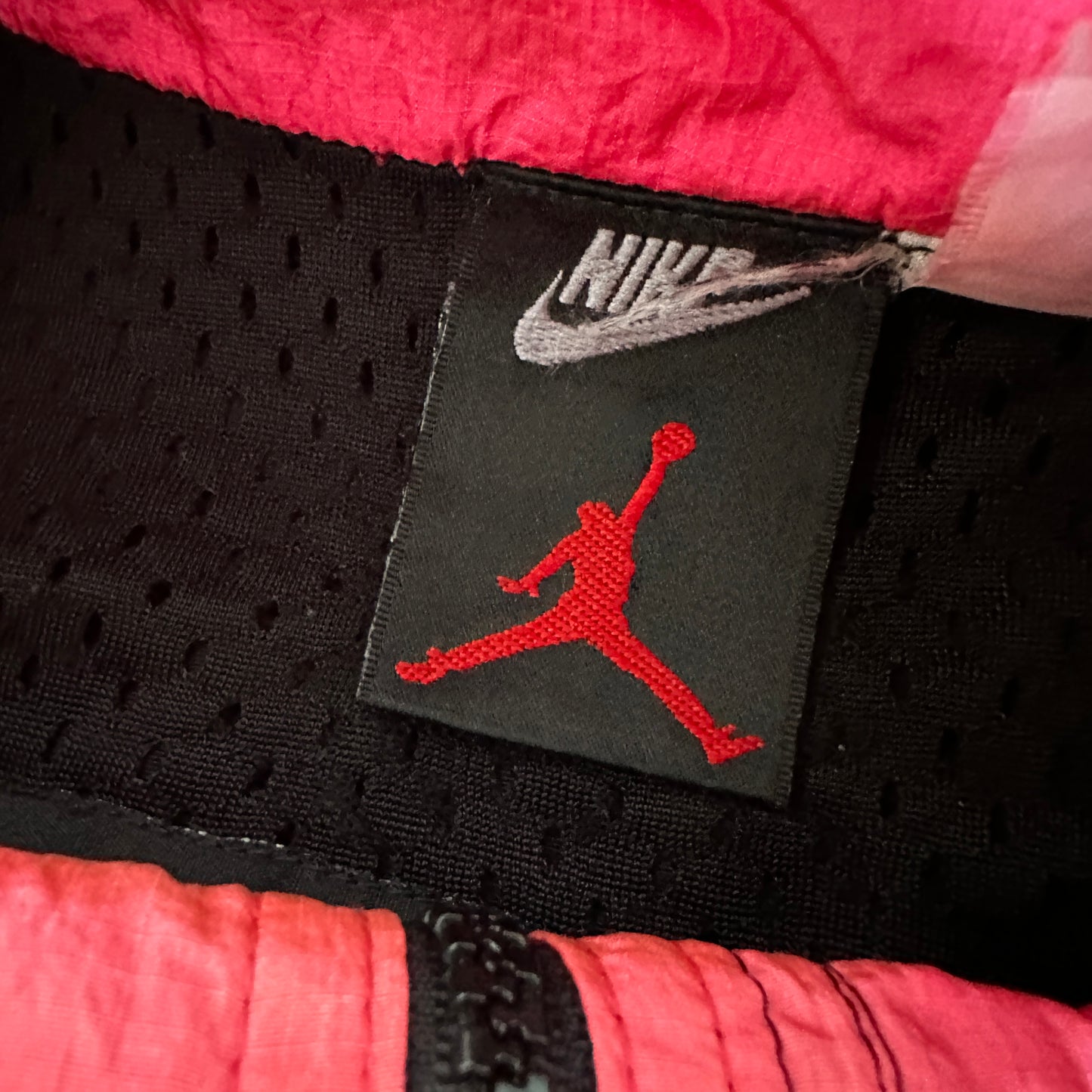 Nike Air Jordan Vintage 1991 Jordan 6 Infrared Track Top - M