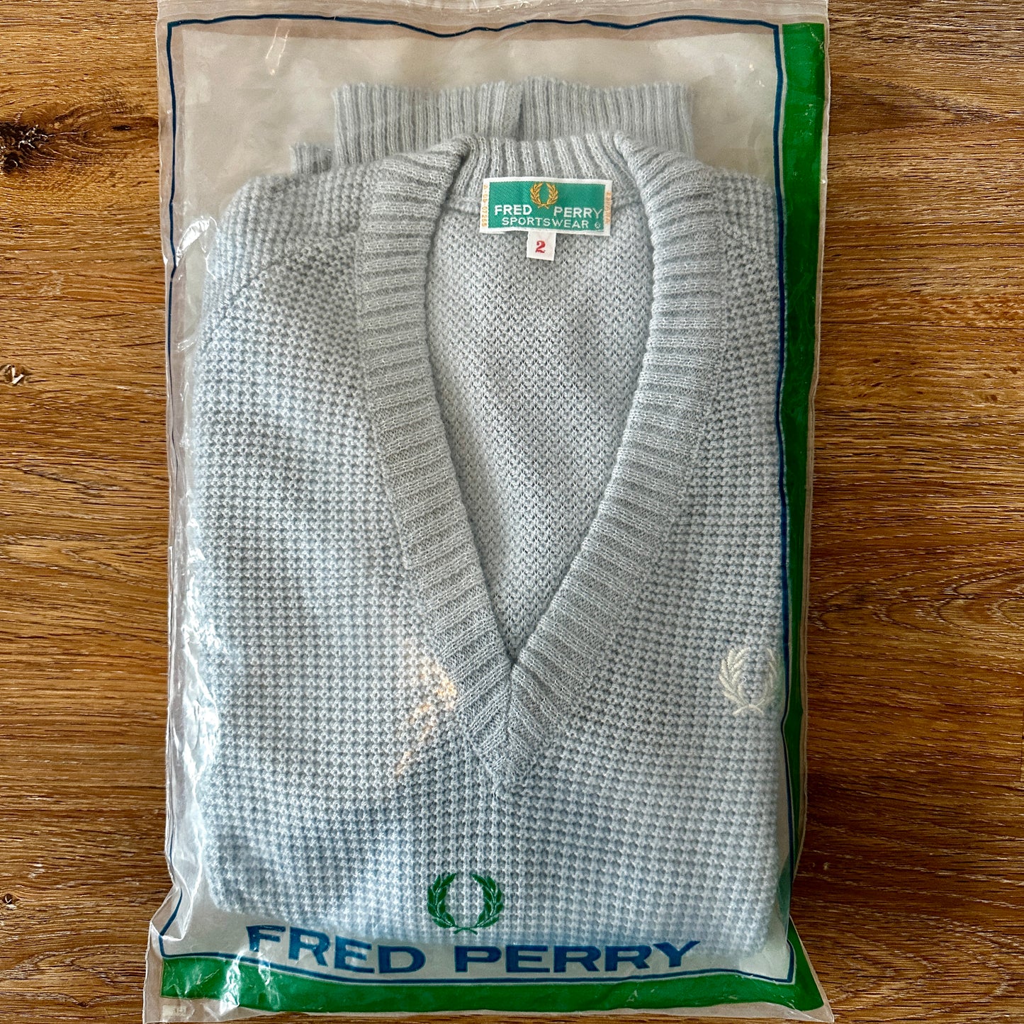 Fred Perry Vintage 80 V-Neck Knit Sweater - Deadstock - 2 / S - Made in Spain