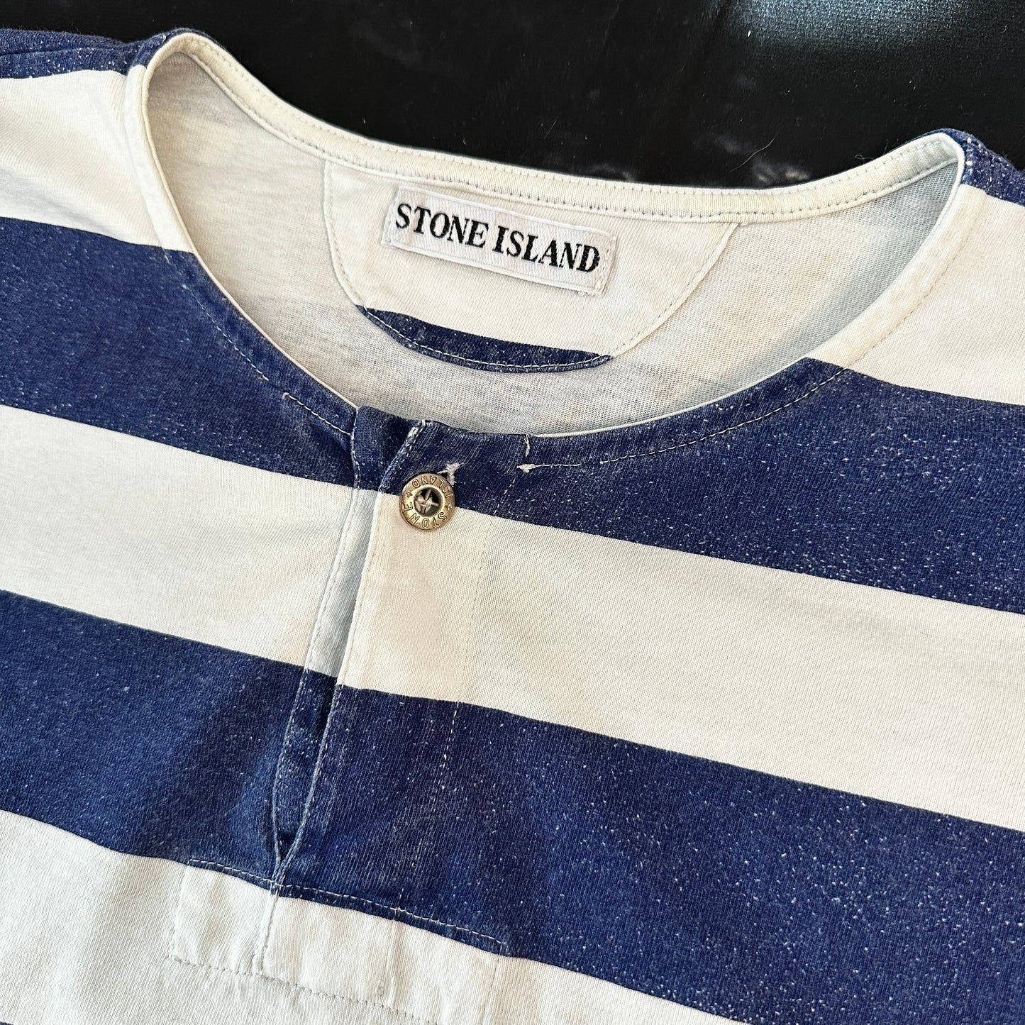 Stone Island -Vintage 1995 Henley T-Shirt - XL - Made in Italy
