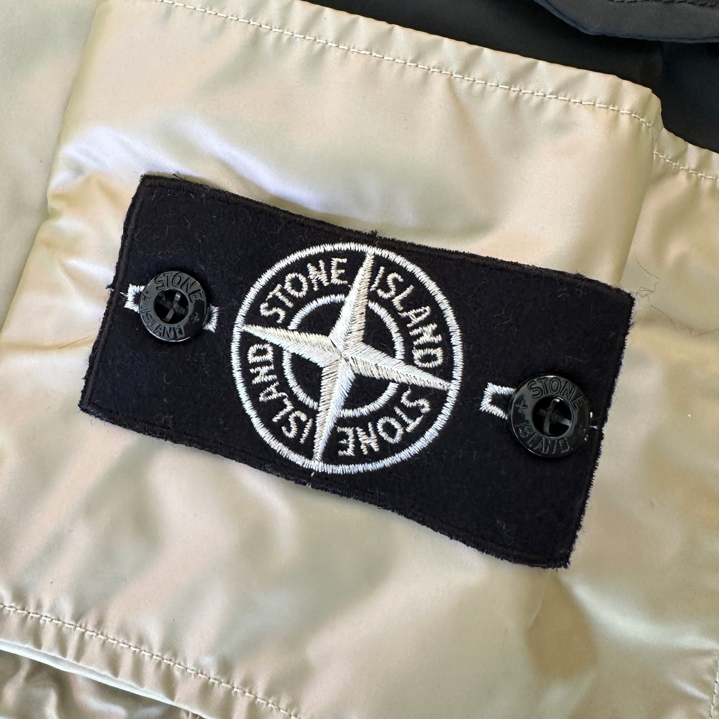 Stone Island 2018 Reflex Mat Special Process Reflective Pants - 31 / M