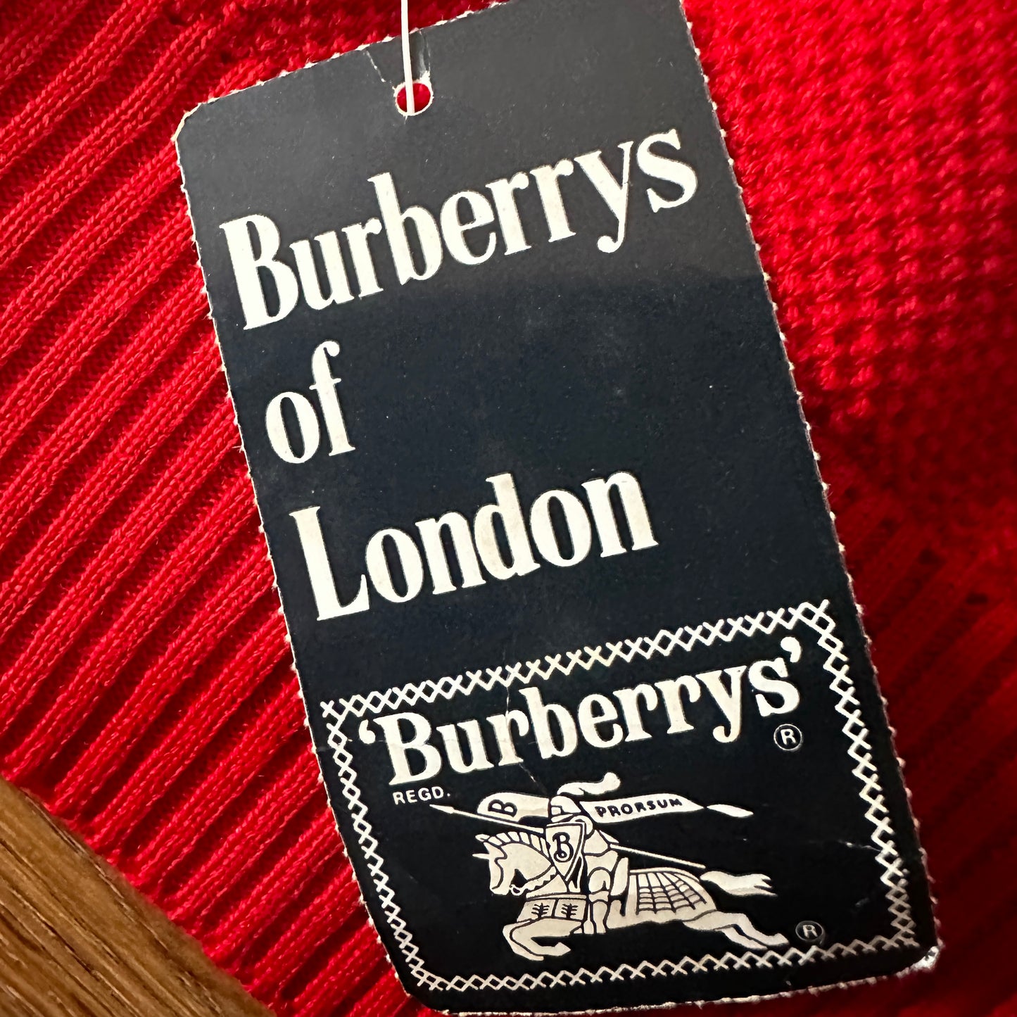 Burberrys Vintage 80s Golf Club Cardigan Red - Deadstock - 7 / XL - Made in Spain