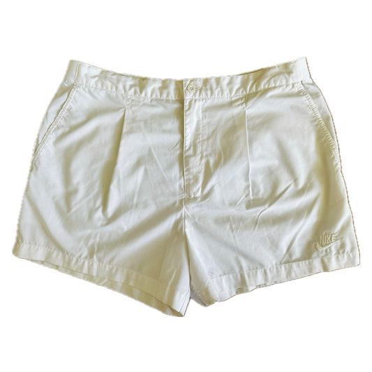 Nike 90s Vintage White Tennis Shorts - L