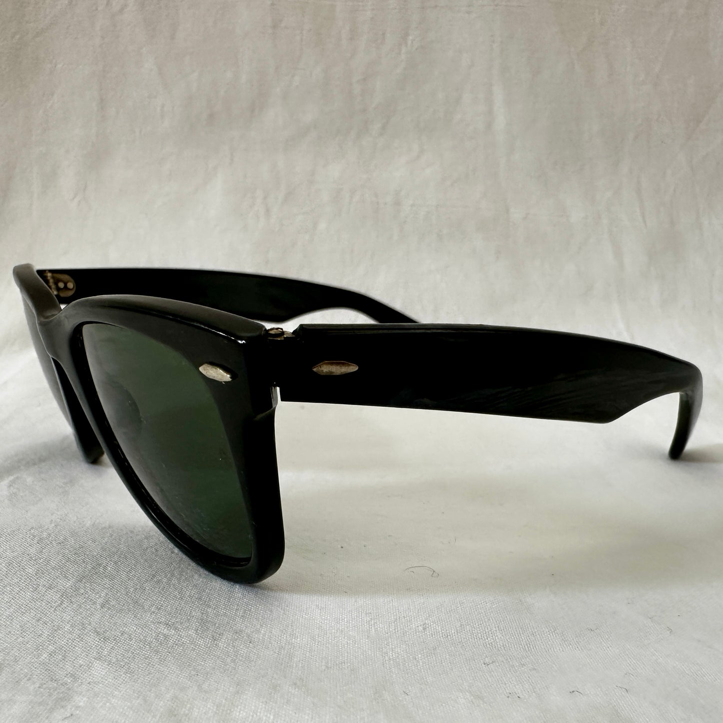 Ray Ban Wayfarer 5022 B&L Black Vintage 80s Sunglasses - Medium - Made in USA