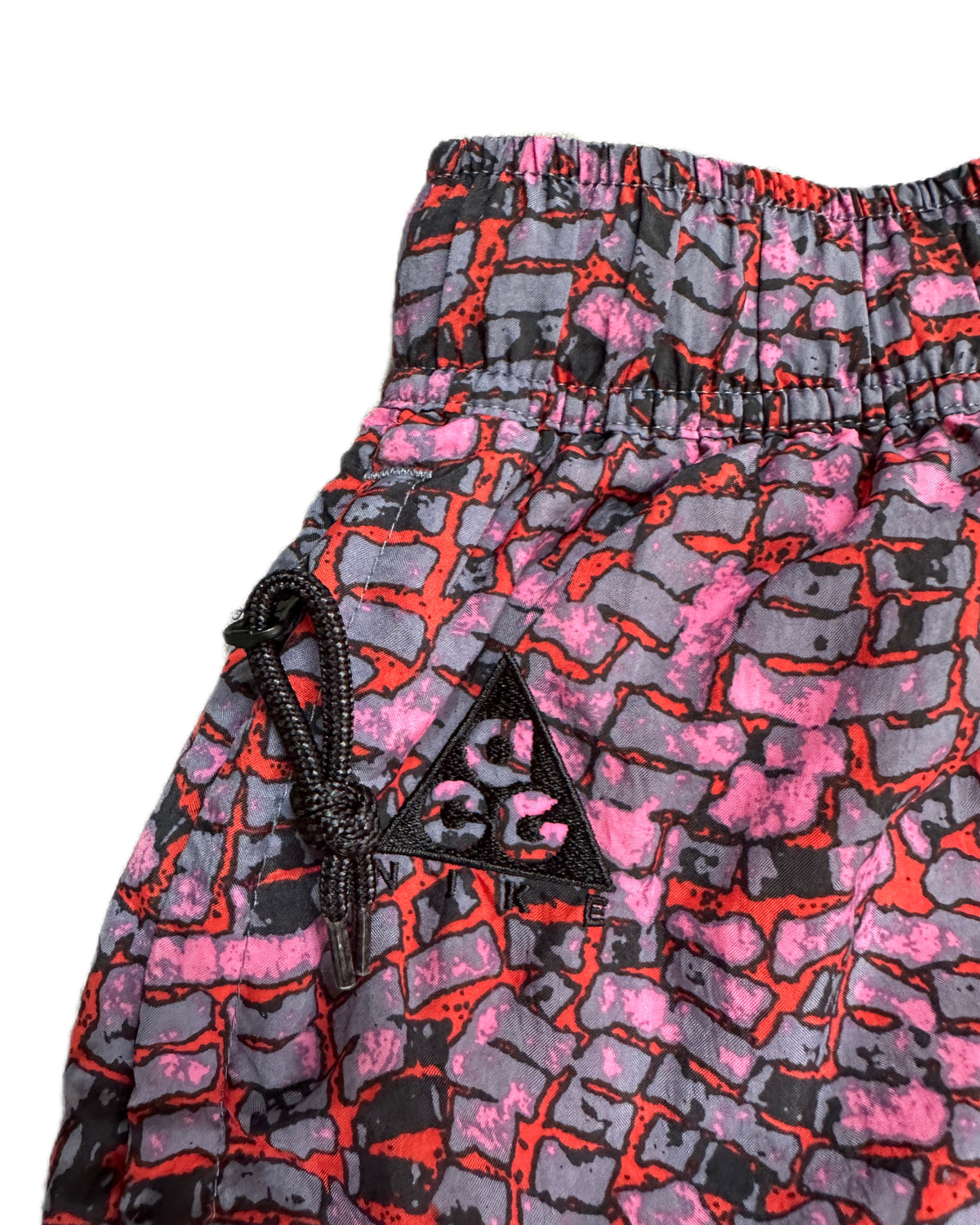 Nike ACG Pattern Nylon Shorts - XL