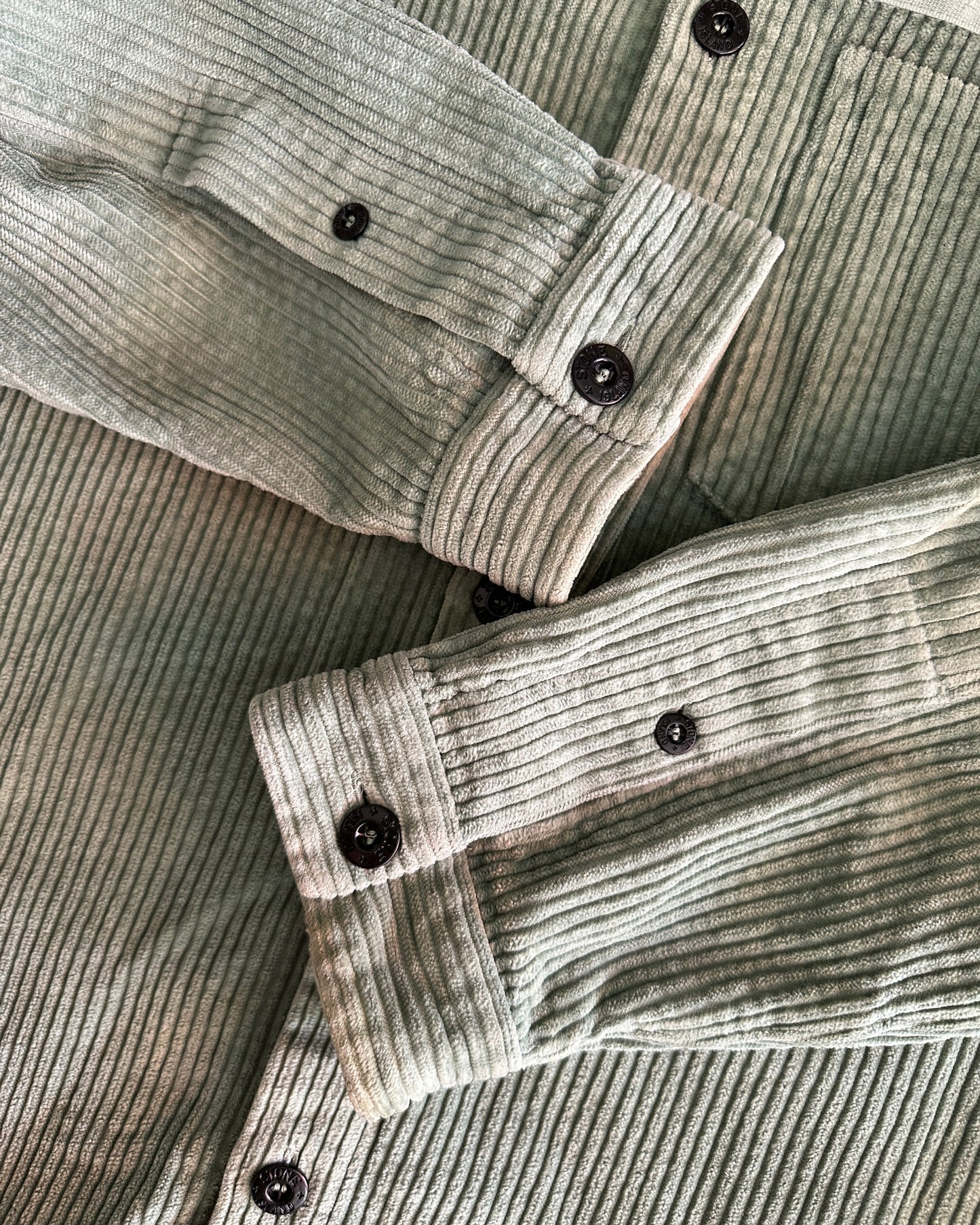Stone Island 2022 Corduroy 400 Overshirt - L - Made in Italy