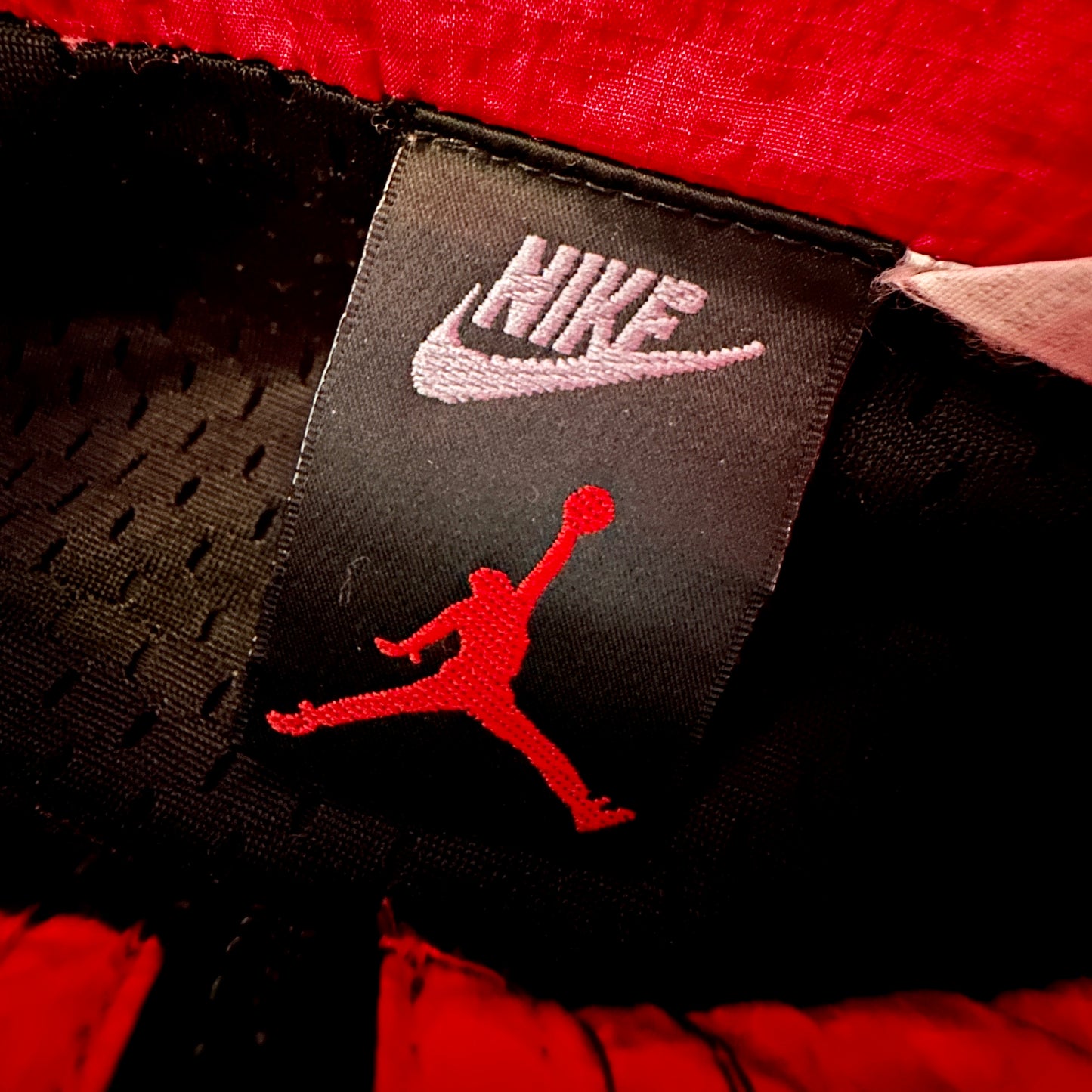 Nike Air Jordan Vintage 1991 Jordan 6 Infrared Track Top - XL
