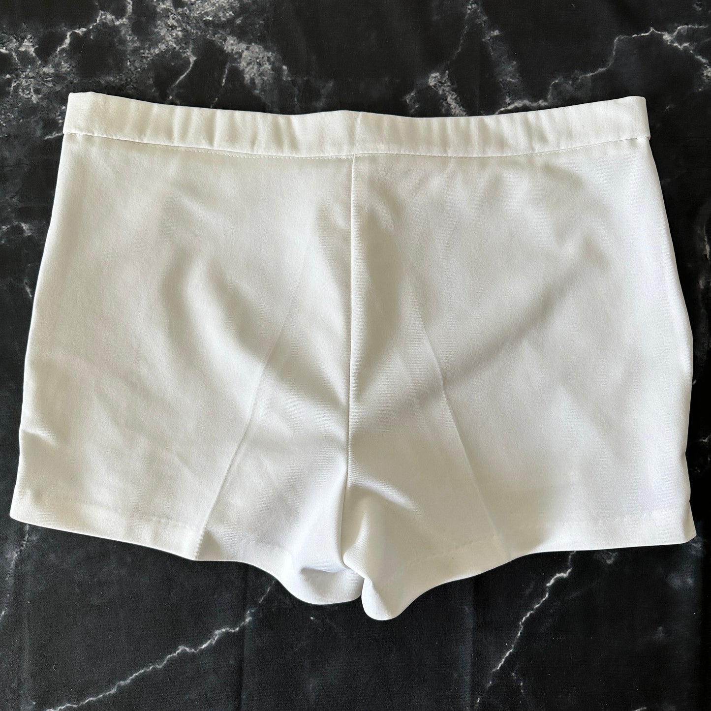 Vintage 80s Tennis Shorts - White - L