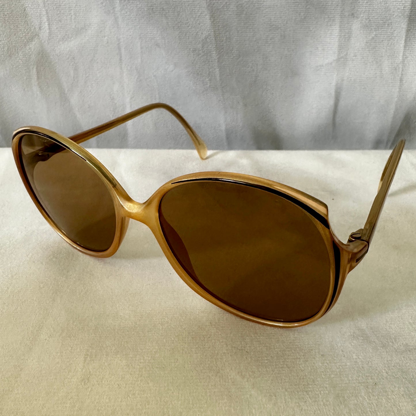 Metzler Vintage 90s Womens Sunglasses NOS